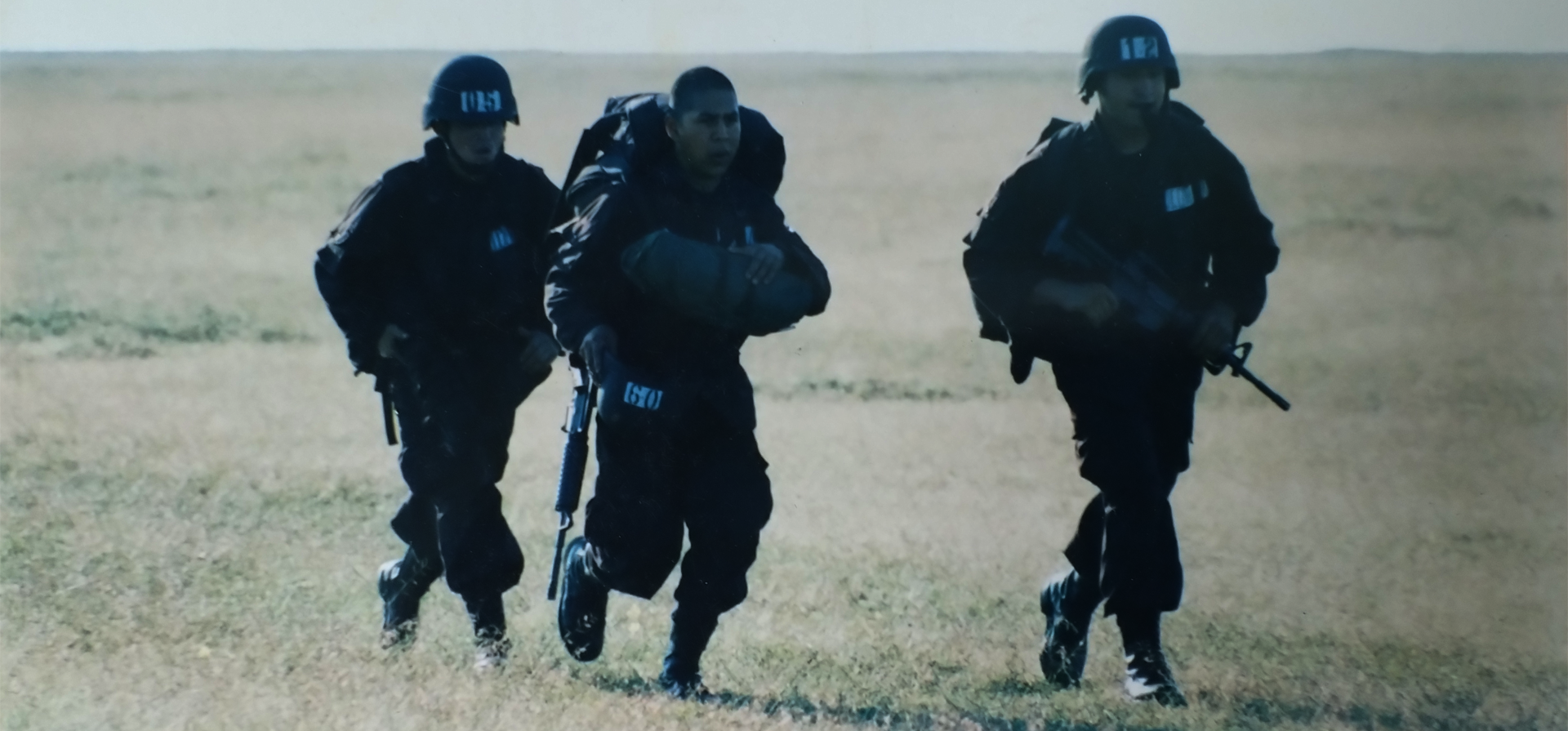 Israel Chavez Galvan en entrenamiento militar